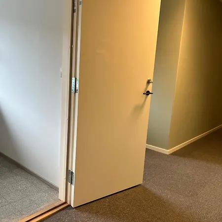 House 公寓式酒店 *