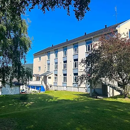 Aparthotel House