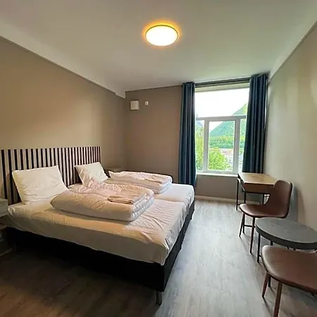 House Aparthotel 3*